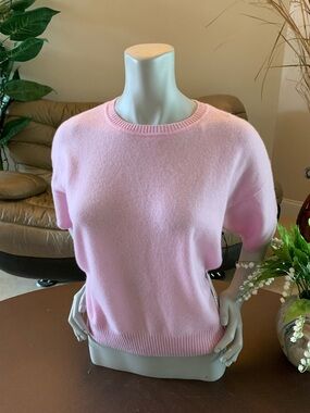 Classic Pink Short-Sleeve Cashmere Sweater